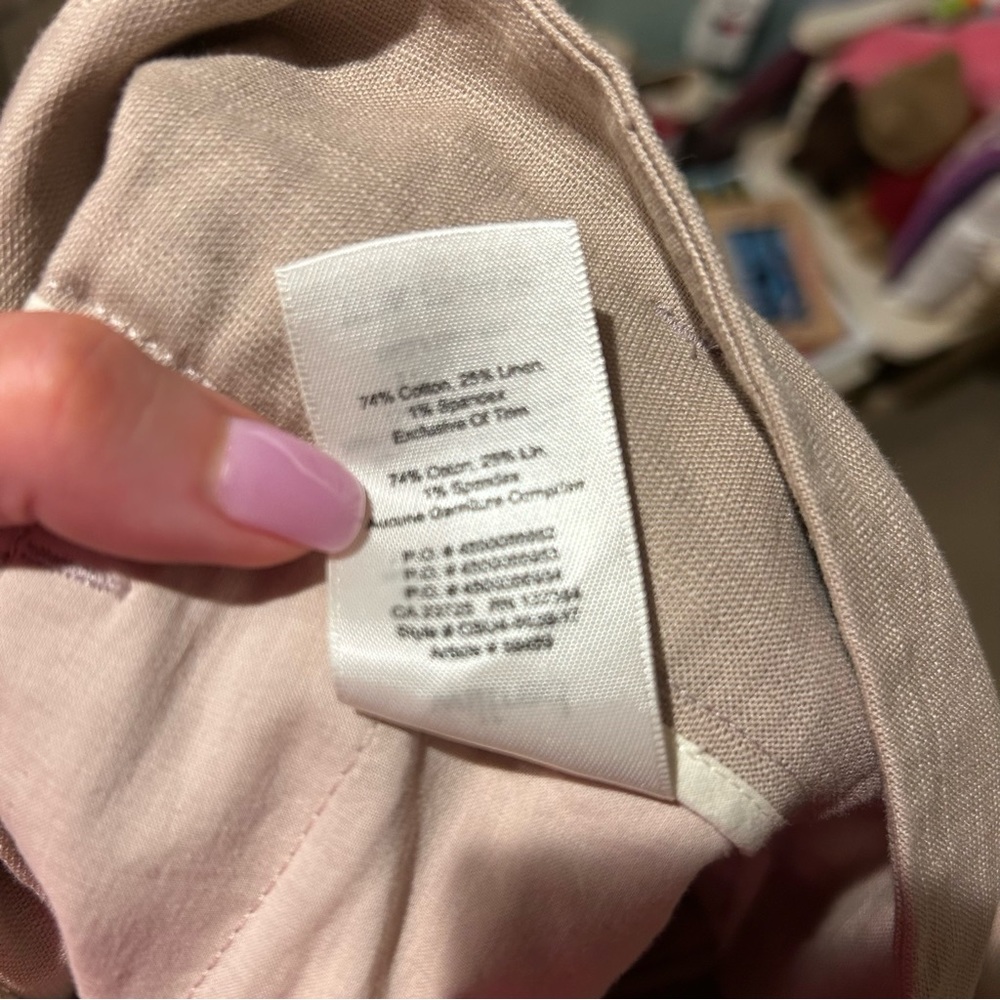Aritzia Wilfred Shorts - Picture 10 of 10